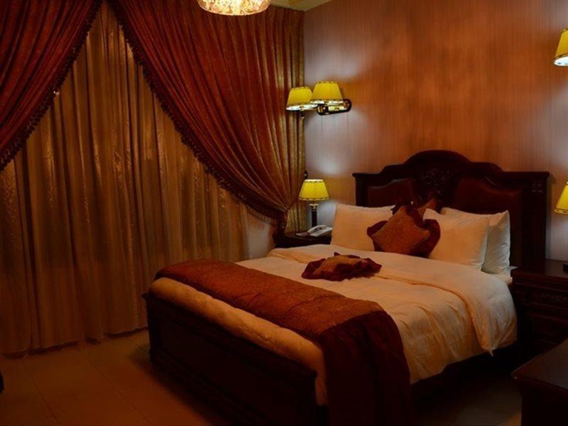 Jad Hotel Suites Amman Exterior foto