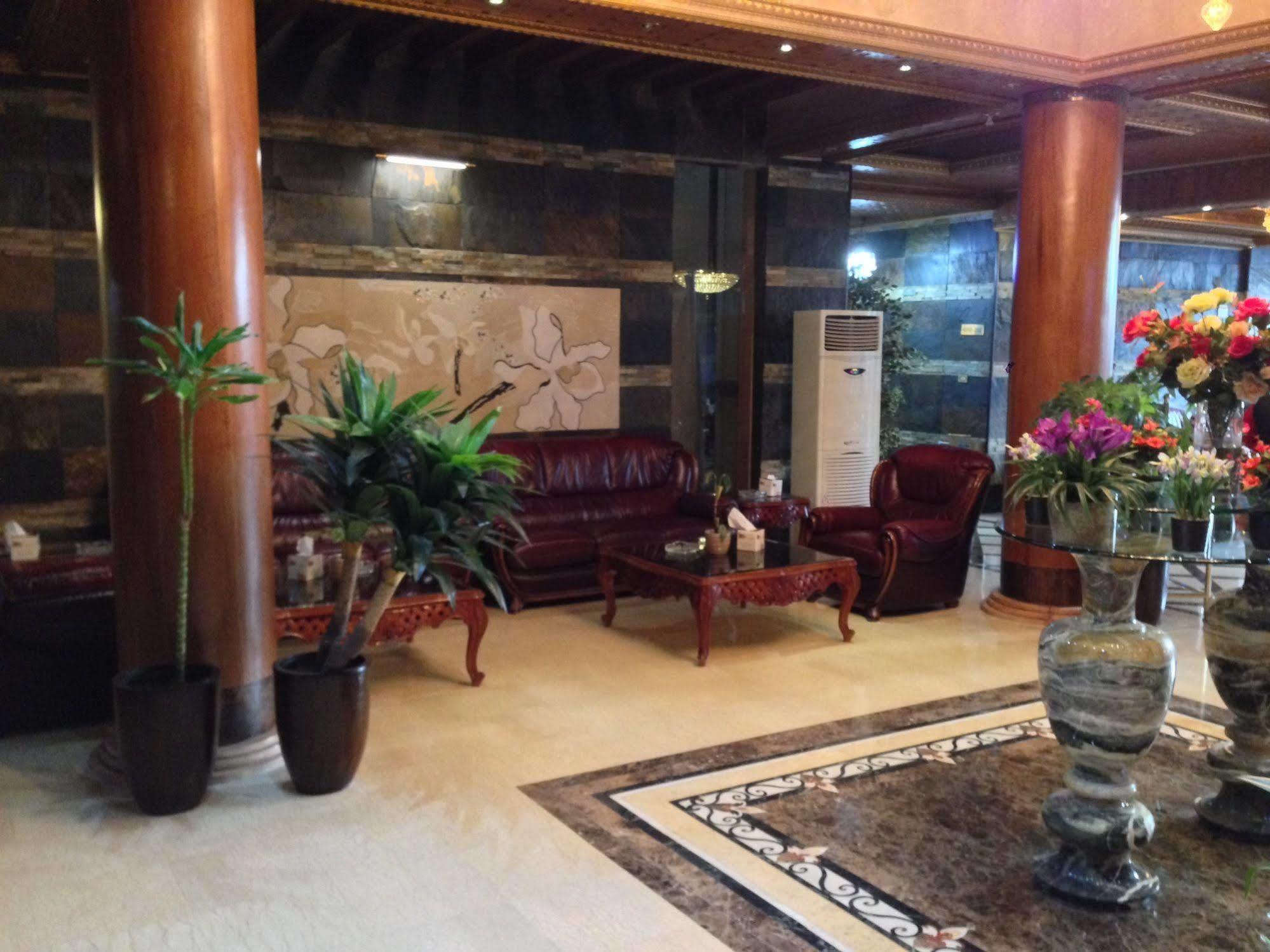 Jad Hotel Suites Amman Exterior foto