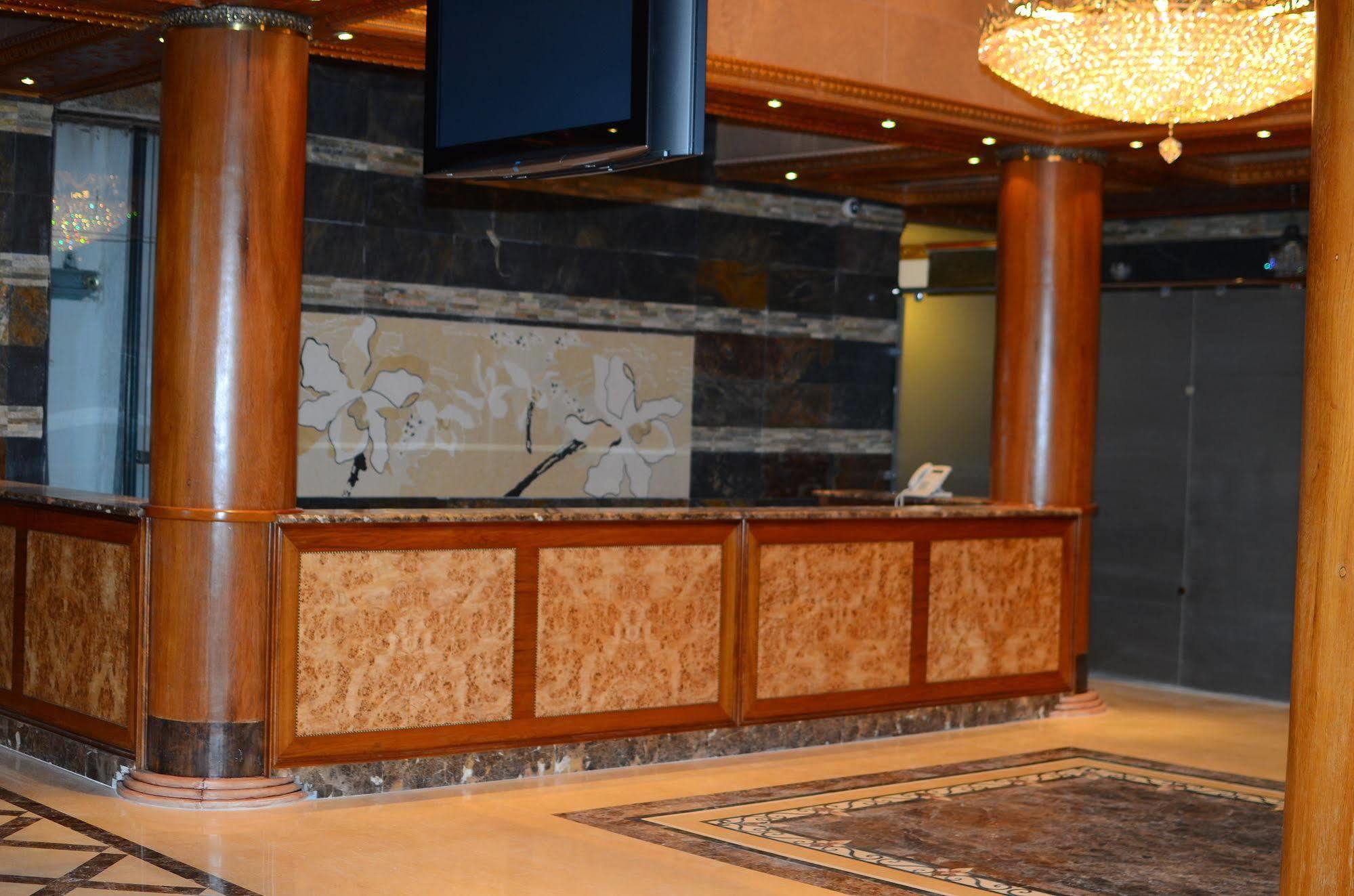Jad Hotel Suites Amman Exterior foto